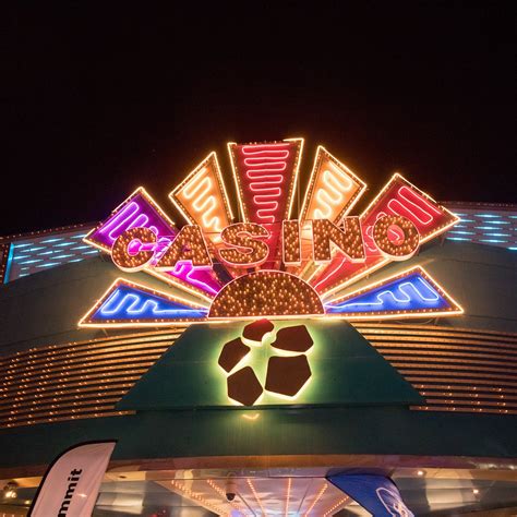 A Entrada Discoteca Casino Marina Del Sol