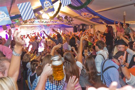 A Oktoberfest De Casino Baden 2024 Fotos