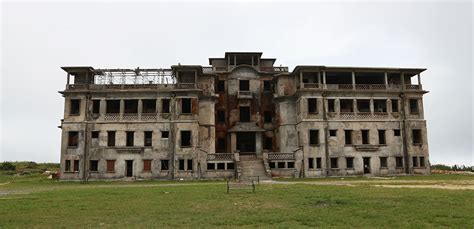 Abandonado Casino Kampot