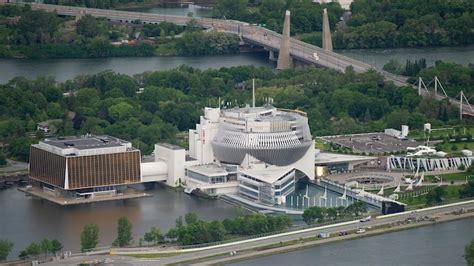 Acidente Casino De Montreal