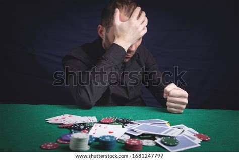 Alonesad Poker