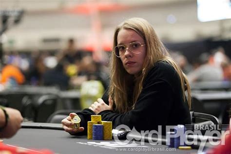 Camila Kons Poker