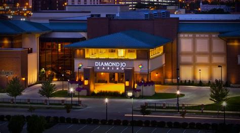 Diamante Jo Casino Dubuque Comedia Noite