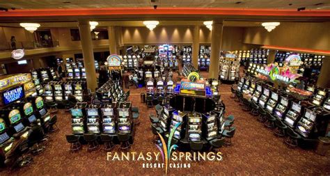 Fantasy Springs Sala De Poker