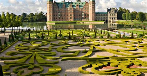 Frederiksborg Abertura Horas