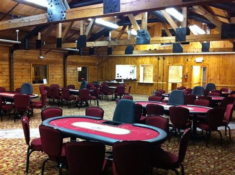 Hampton Falls Sala De Poker Roubo