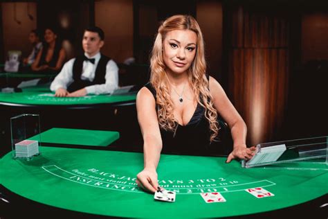 Jogar Ultimate Blackjack With Rachael Com Dinheiro Real