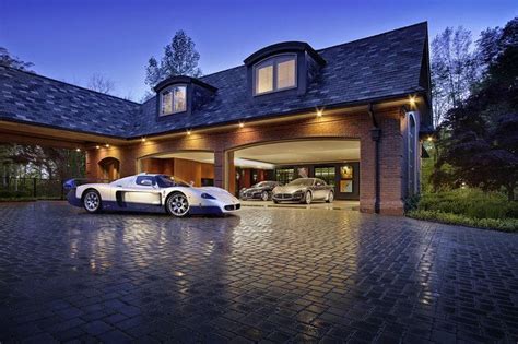 Luxury Garage Netbet