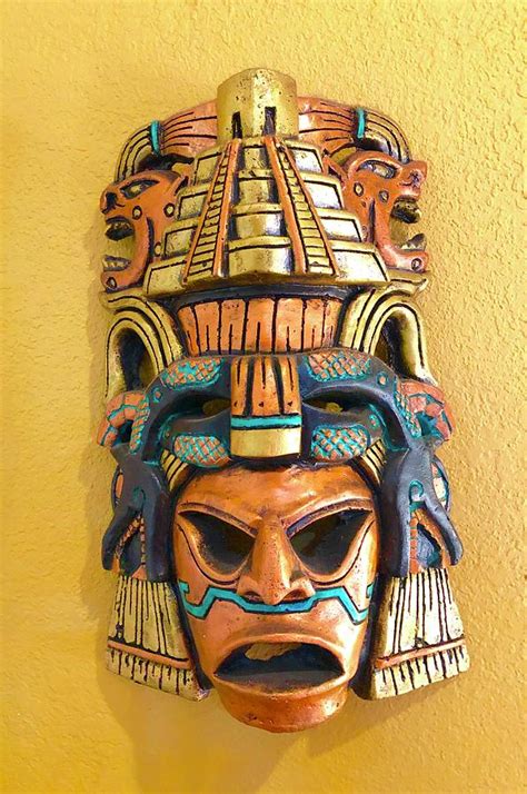 Mayan Mask Brabet