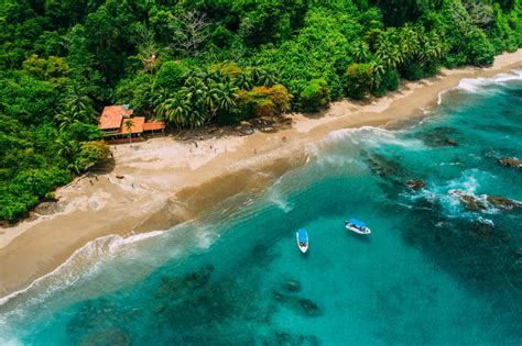 O Cassino De Coco Praia Da Costa Rica