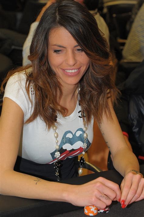 Pamela Camassa Infeccoes De Poker
