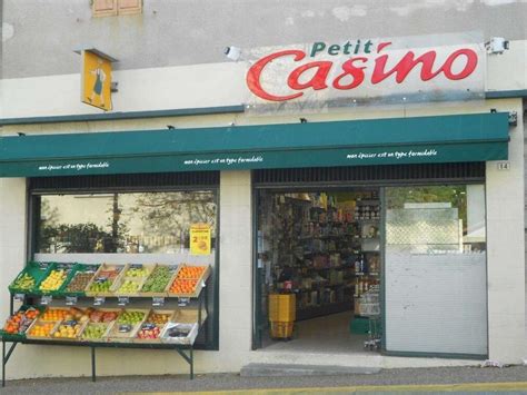 Petit Casino 83500