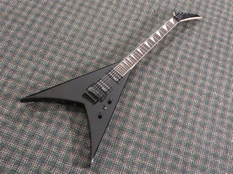 Preto Jackson Flying V