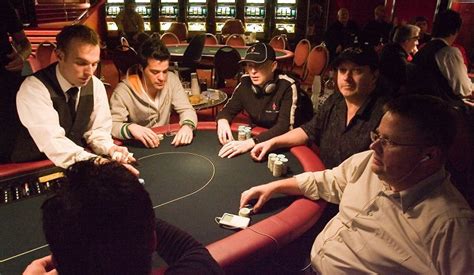 Sorte S Sala De Poker Do Genesee Michigan