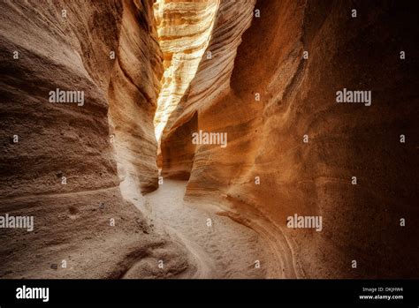 Tenda De Rochas Slot Canyon